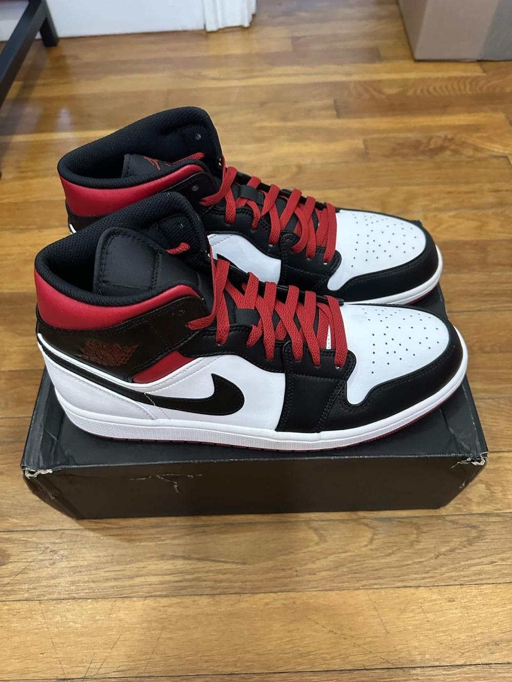 *New with Defects* Jordan 1 Mid Men White Black Red (DQ8426-106) Size 11.5